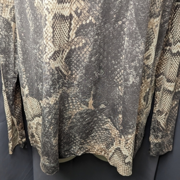 Basler Black Label Snake Print Stretch Top Sz 44/ US 16 - Picture 4 of 11